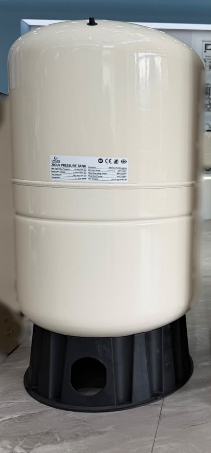 Cryslane 200LV pressure tank